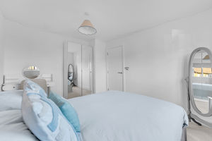 Photo-25-Bedroom-3- click for photo gallery